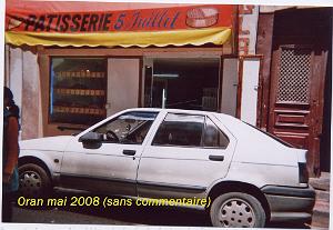 ORAN MAI 2008 2504 une patisserie en ville a oran